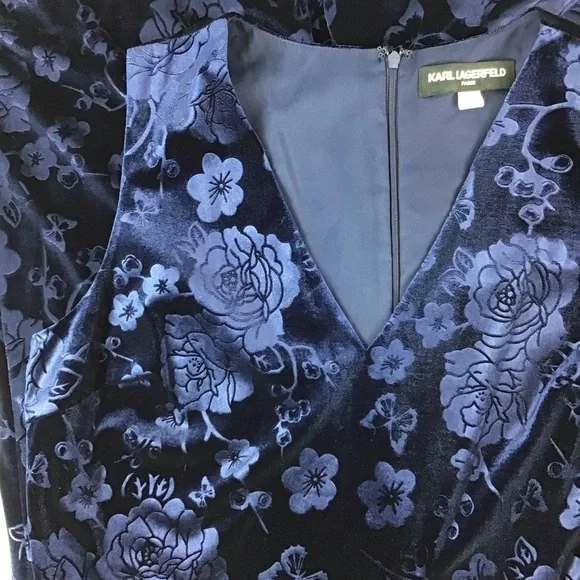 NWT Karl Lagerfeld Paris Navy Floral Embossed Velvet Jumpsuit16